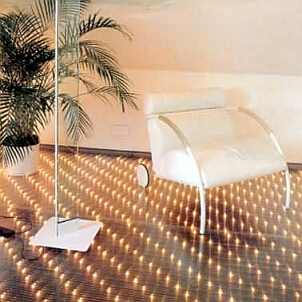Luxus-Interieur mit Leuchtboden